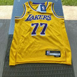 NBA Lakers Jersey Doncic 