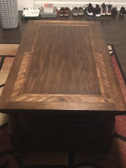Lift-away Center Table