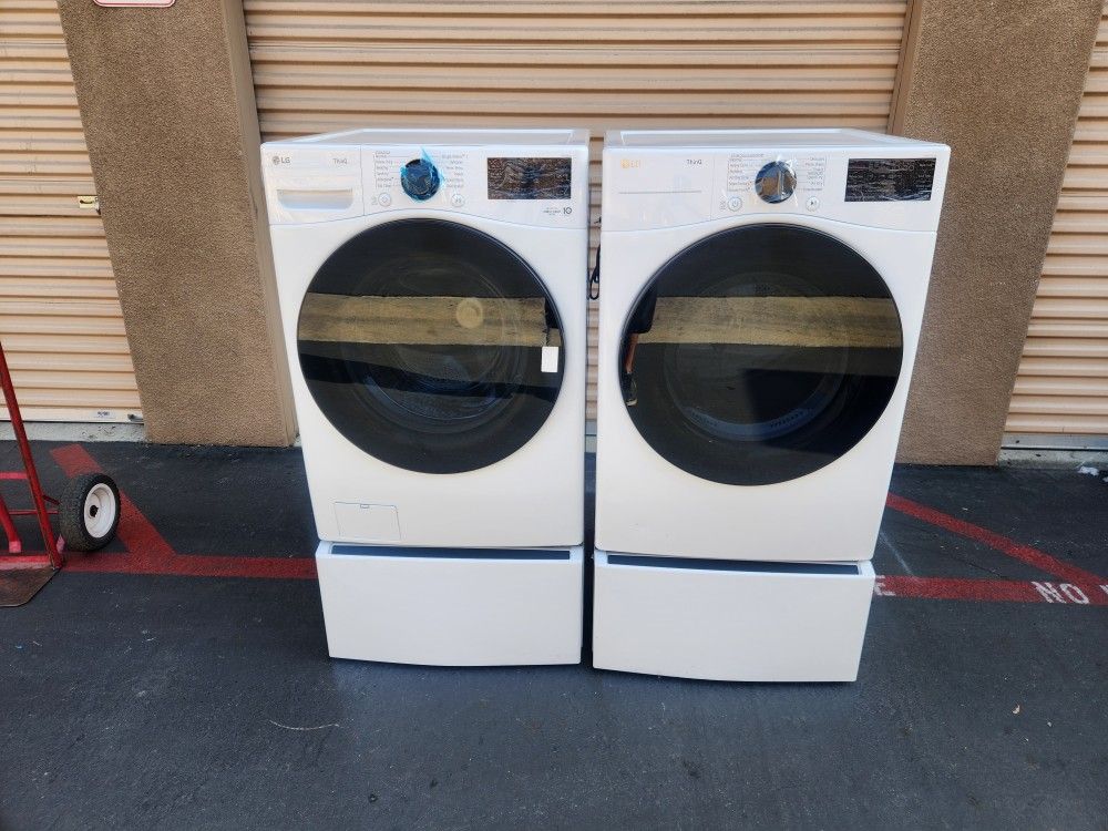 LG ThinQ Front Load Washer Gas Dryer W Pedestal 