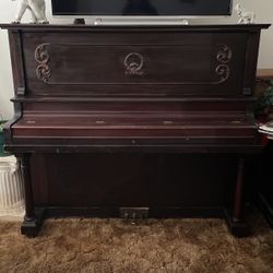 Antique Valley Gem Baldwin Piano