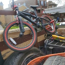 Razor Bike Like New For Smaller Kids 