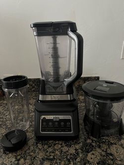 Ninja kitchen system blender 4 in 1