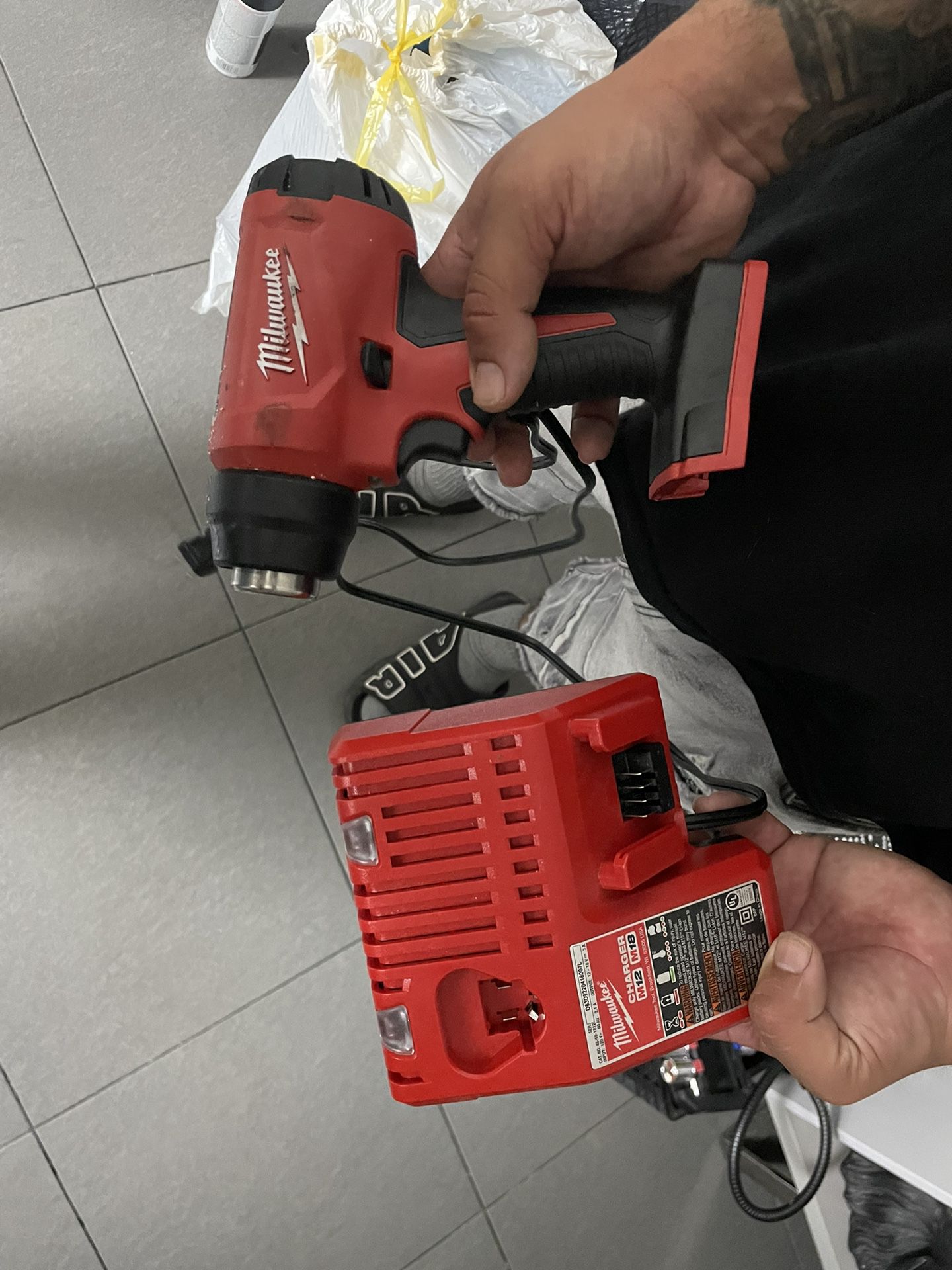 Heat Gun With Charger