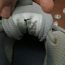 Nike fastflex cleats trout