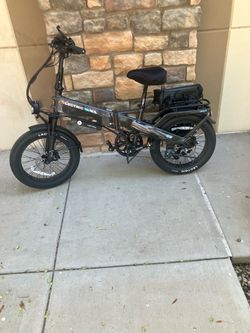 Lectric xp4 750w motor- 28mph low miles on speedometer 51