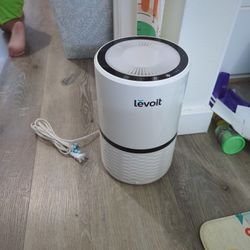 Levoit Air Purifier LV-H132 with one Filter Replacement