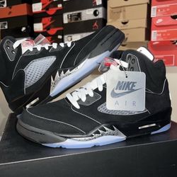Jordan 5 Retro OG Black Metallic Reimagined 