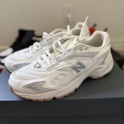 New Balance 725