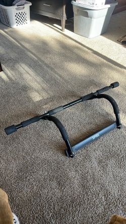 Pull Up Bar