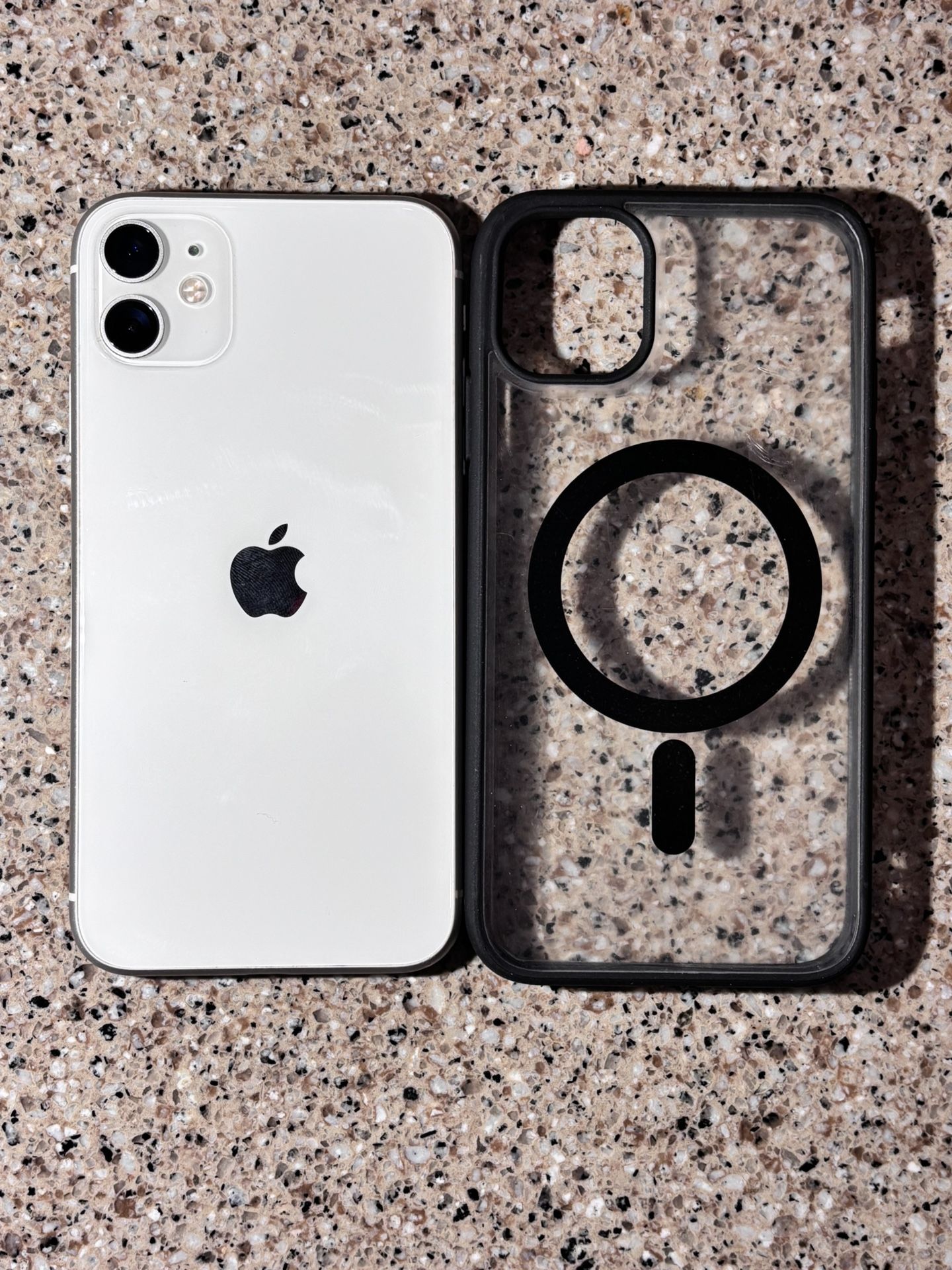 iPhone 11 ~ 64 GB | Unlocked | Liberado | Any Carrier | Cualquier Compania 