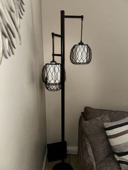 Floor lamp