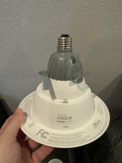 Cree Lighting CR6-625L-40K-12-E26 LED Downlight, 6" Recessed 120V E26 Base Dimmable - 625 Lumens