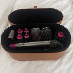 Dyson Hair Dryer With All Accessories And Case. Excellent Condtion. 