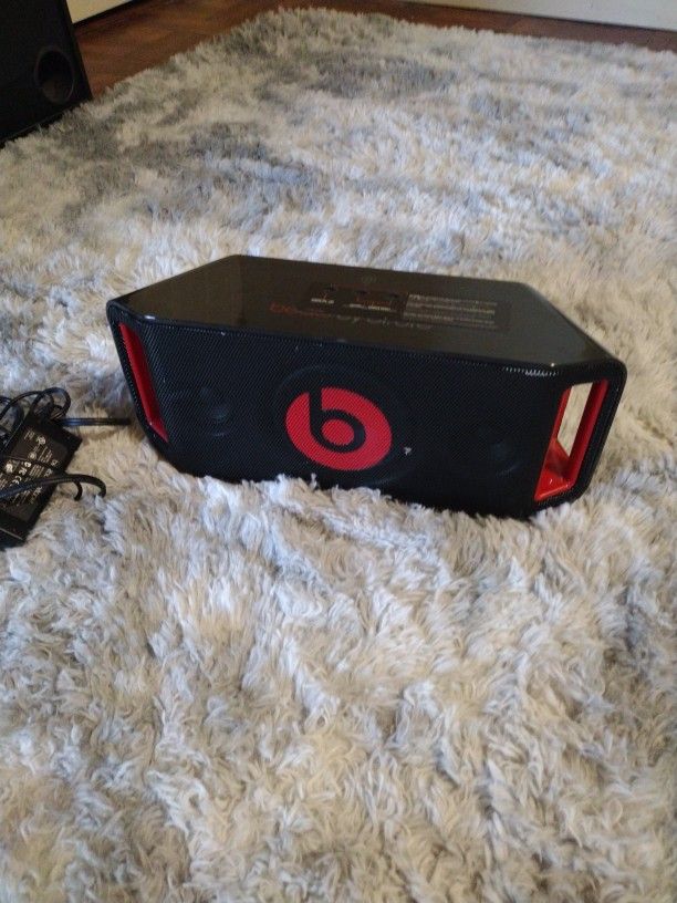 Beats By Dre Portable Bluetooth Speaker