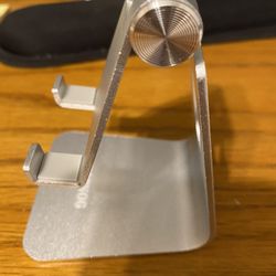 Phone/tablet Holder