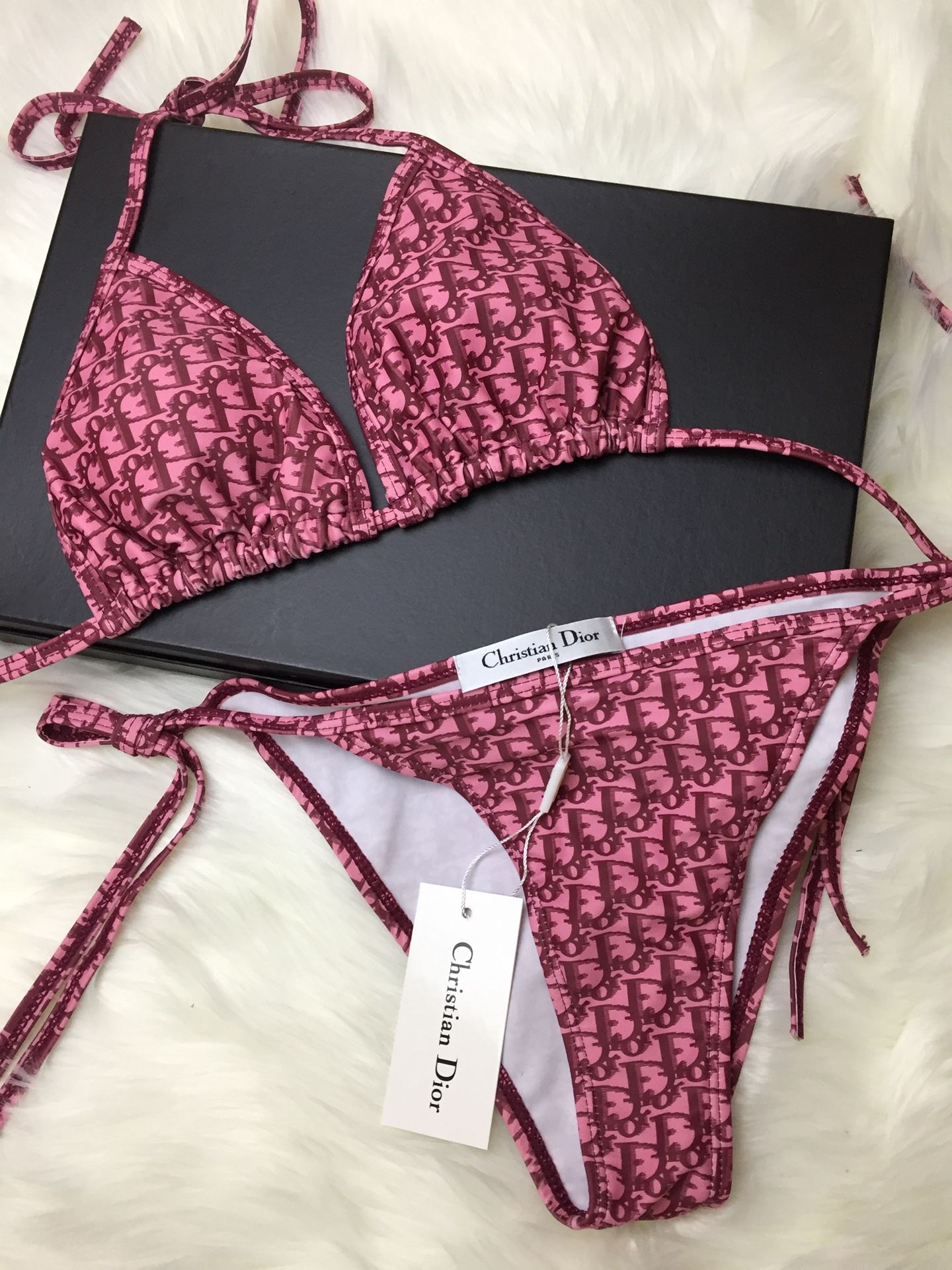 Sexy Pink color bikini set new with tags