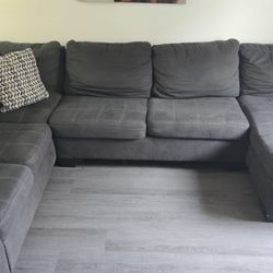 Hermosa Sala Seccional En "U"