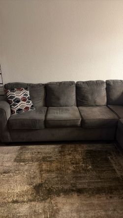 Sectional couch