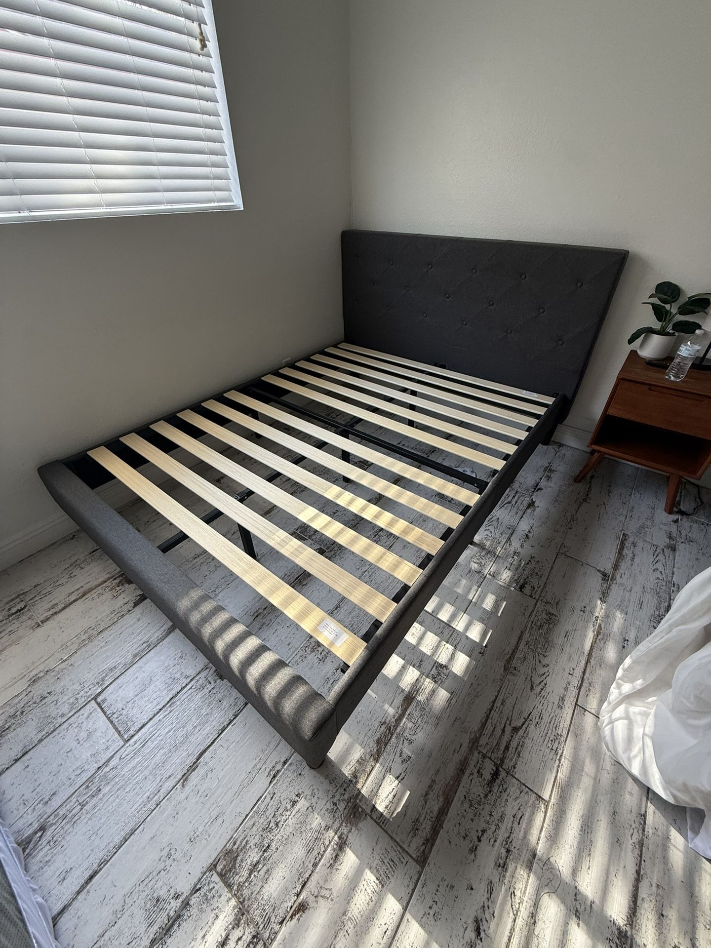 Queen Upholstered Bed Frame Gray