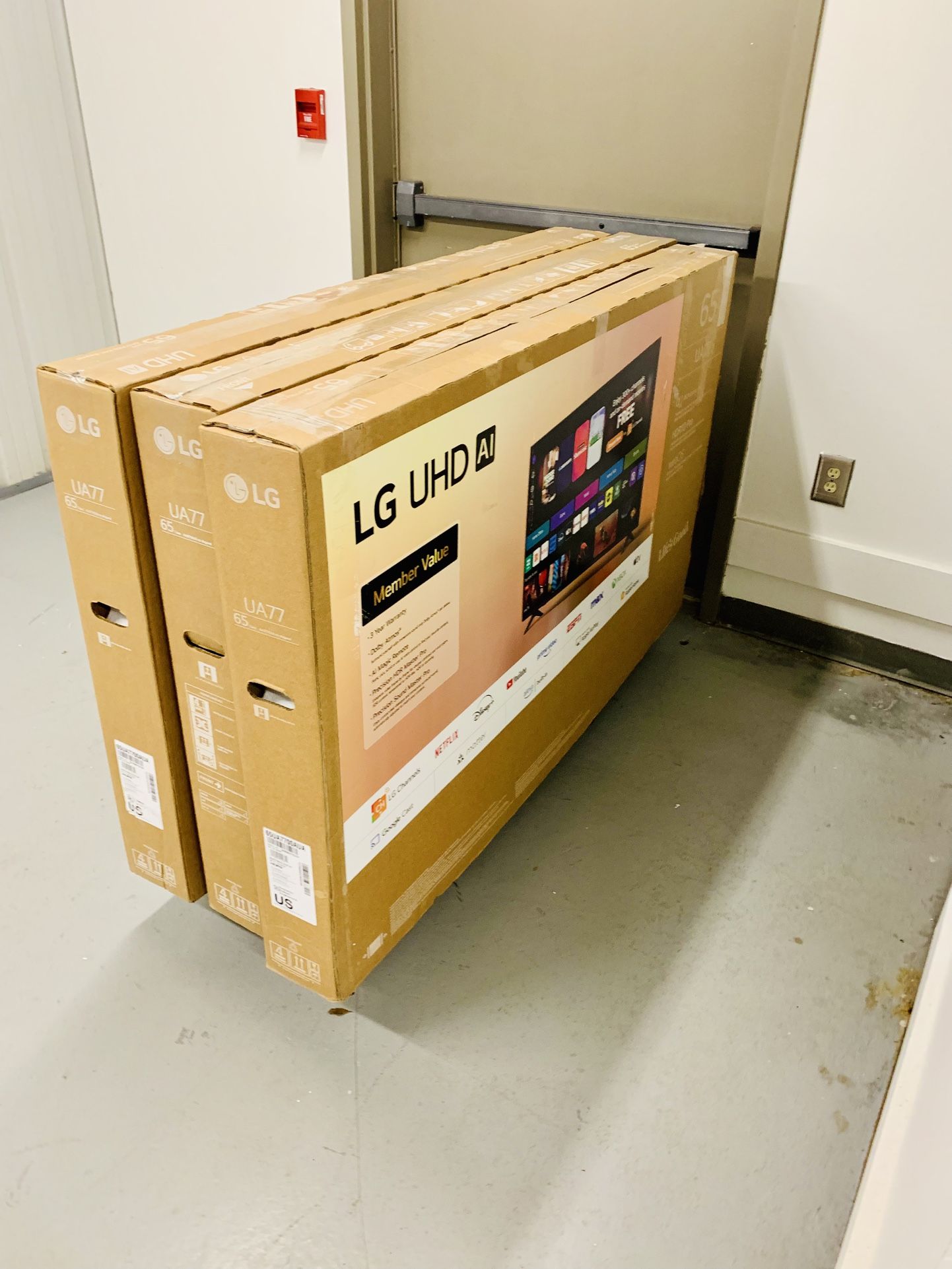 LG 65" 4K UHD UA77 AI Smart TV Brand New In Box Delivery Available Price Is Per TV