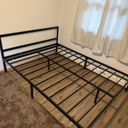 Queen Size Bed Frame With Mattress 
