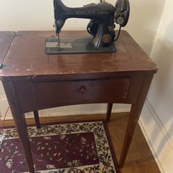 1930s Antique Singer Sewing Machine Table Wood 