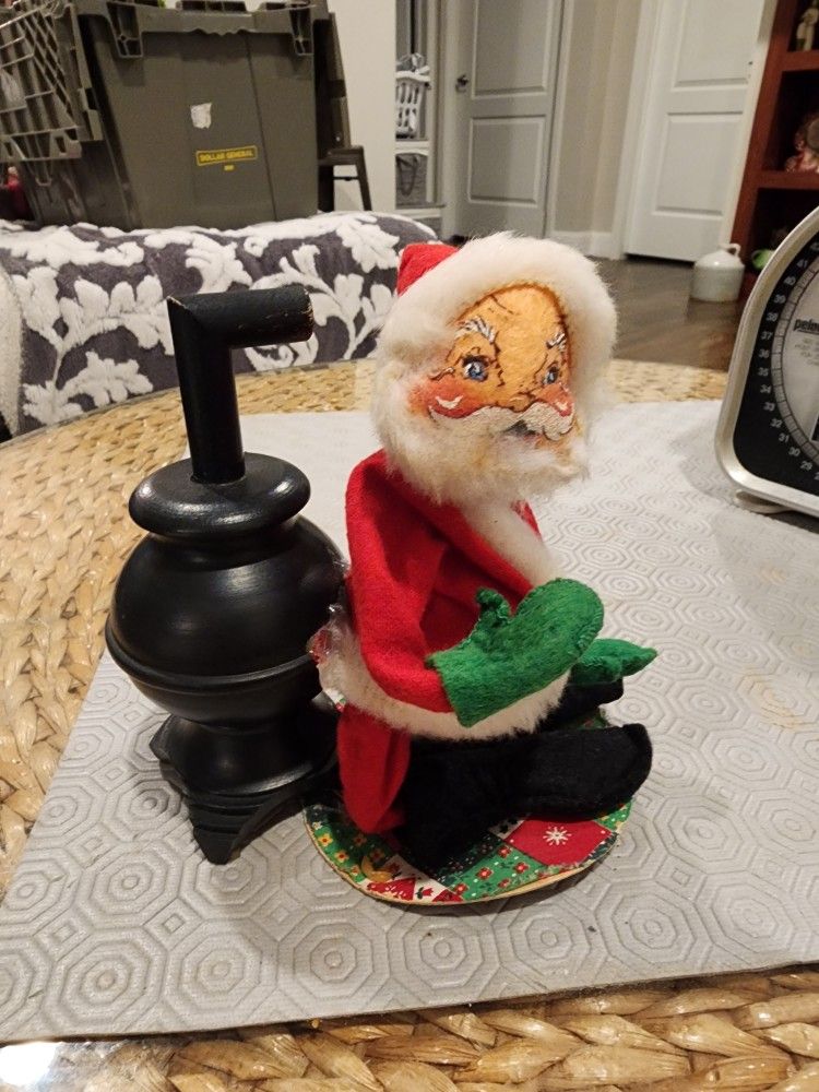 VINTAGE 1963 Annalee Mobilitee Santa Claus Doll w/ Pot Belly Stove Christmas 