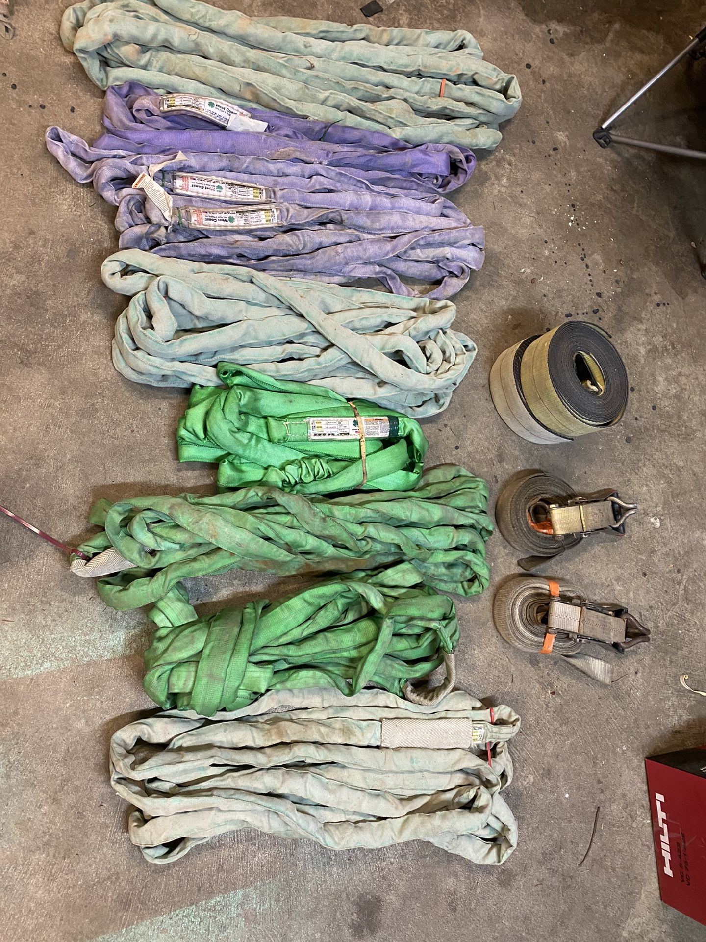 Various Ropes And Streps 