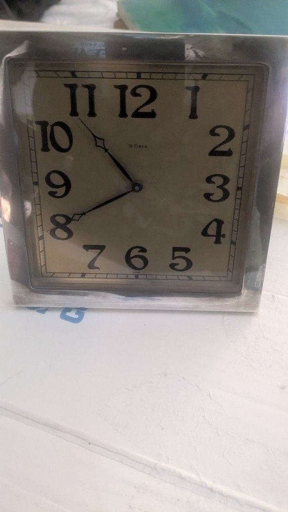 1930 8 day Table Clock