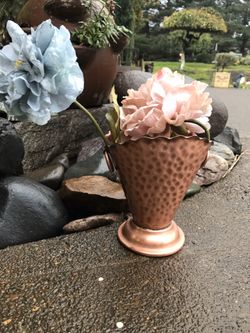 Vintage hammered copper vase “ Bregarian Copper)