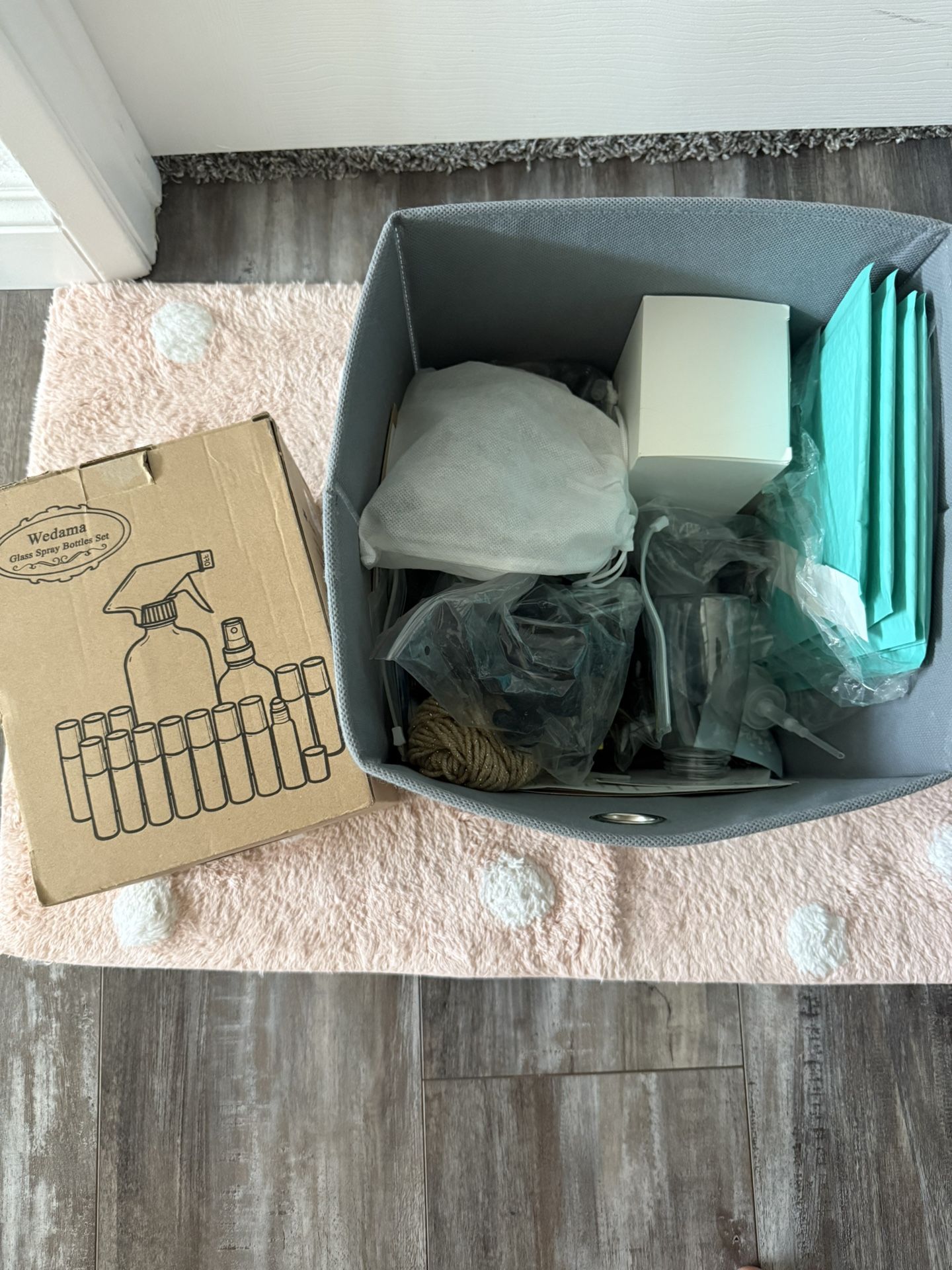 Essential Oil Accessories