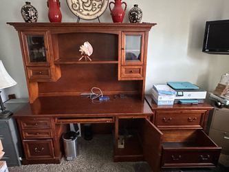 Executive Desk and Matching Filing Cabinet FREE