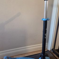 LaScoota 2-in-1 Kids Kick Scooter