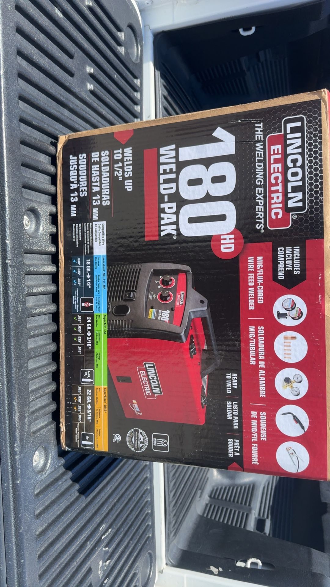 Lincoln Electric Weld-Pak 180 Amp MIG Flux-Core Wire Feed Welder, 230V, Aluminum Welder with Spool Gun sold separately