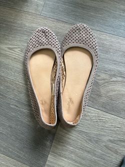 Universal Thread Perforated Ballet Flats