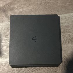 PS4 Slim