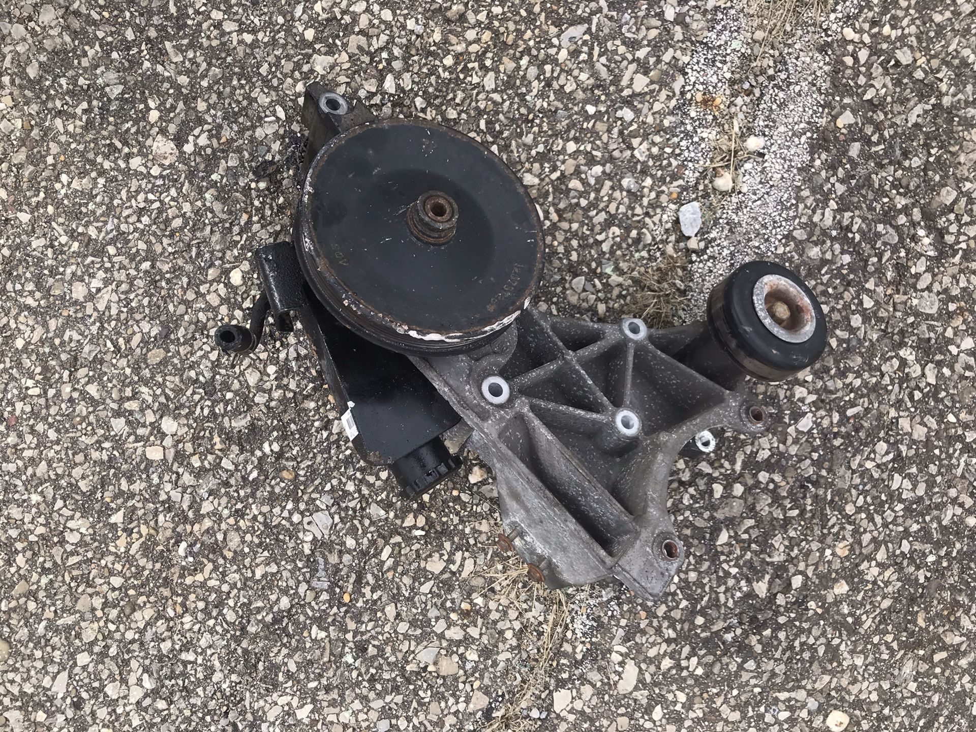 Power steering pump GOOD 2004 C1500