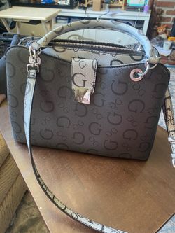 Guess purse