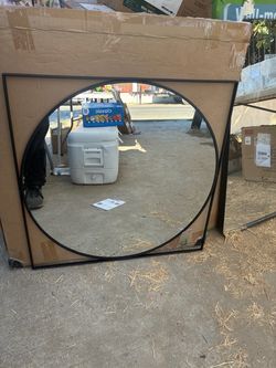 Circle mirror