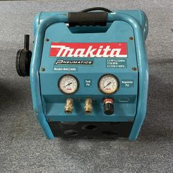 Makita 2.4gal 2-stack Air Compressor 