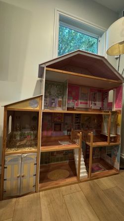 Kidkraft Majestic Mansion Wooden Doll House