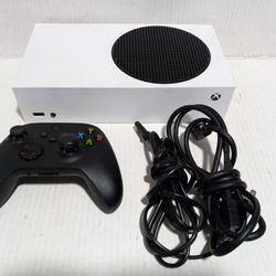 Xbox Series S Console With Controller.  Works 