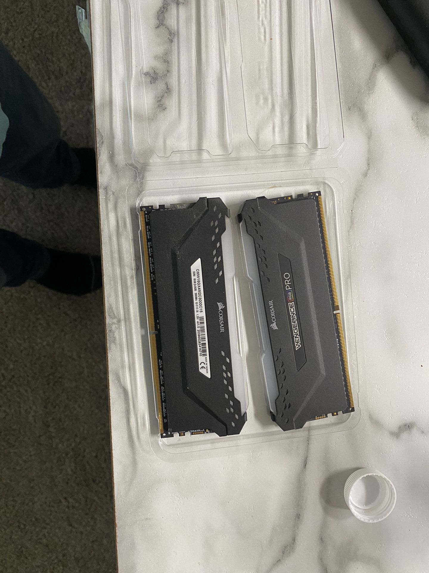 Corsair 8gb X2 @3000mhz