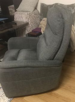 2 Swivel Recliners