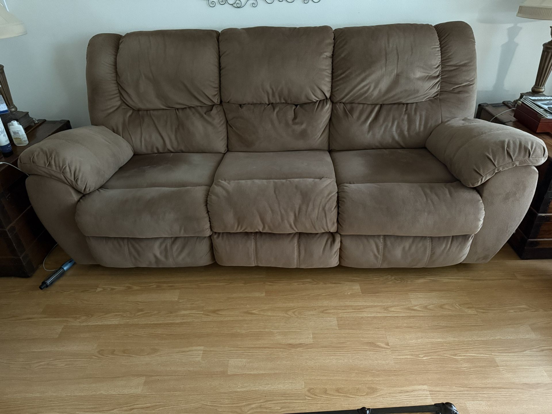 Reclining Sofa