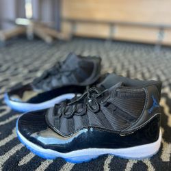 Nike Air Jordan 11 Space Jam Size 10