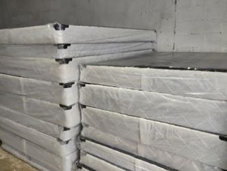 $120 Queen boxspring brand new free delivery same day