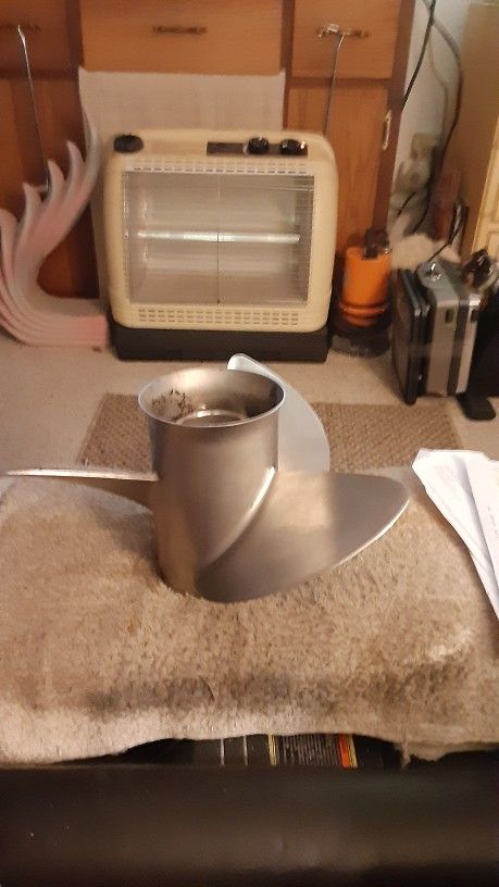13x17 K2 Three Blade Stainless Prop