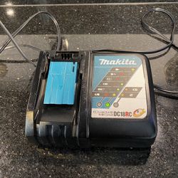 Makita 18V 2.6A LXT Lithium‑Ion Rapid Optimum Charger DC18SD 