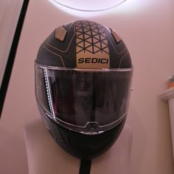 Sedici Motorcycle Helmet (M)